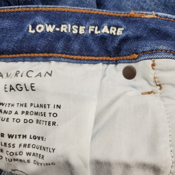 American Eagle Womens Size 10 Low Rise Flare Next Level Stretch Jeans - Picture 5 of 8